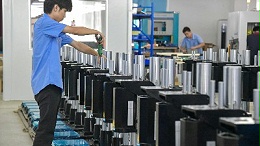 杜肯超聲波焊接機冷卻系統出故障，設備過熱背后隱藏著什么？