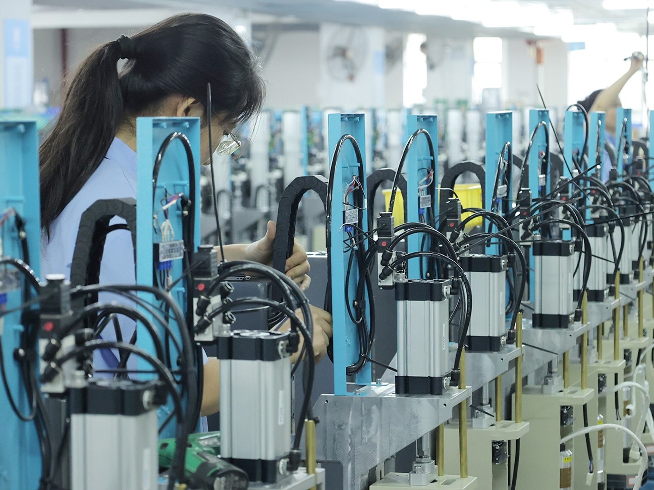 充電寶安全危機(jī)背后，靈科超聲波用“微米級(jí)”技術(shù)守護(hù)全球制造品質(zhì)